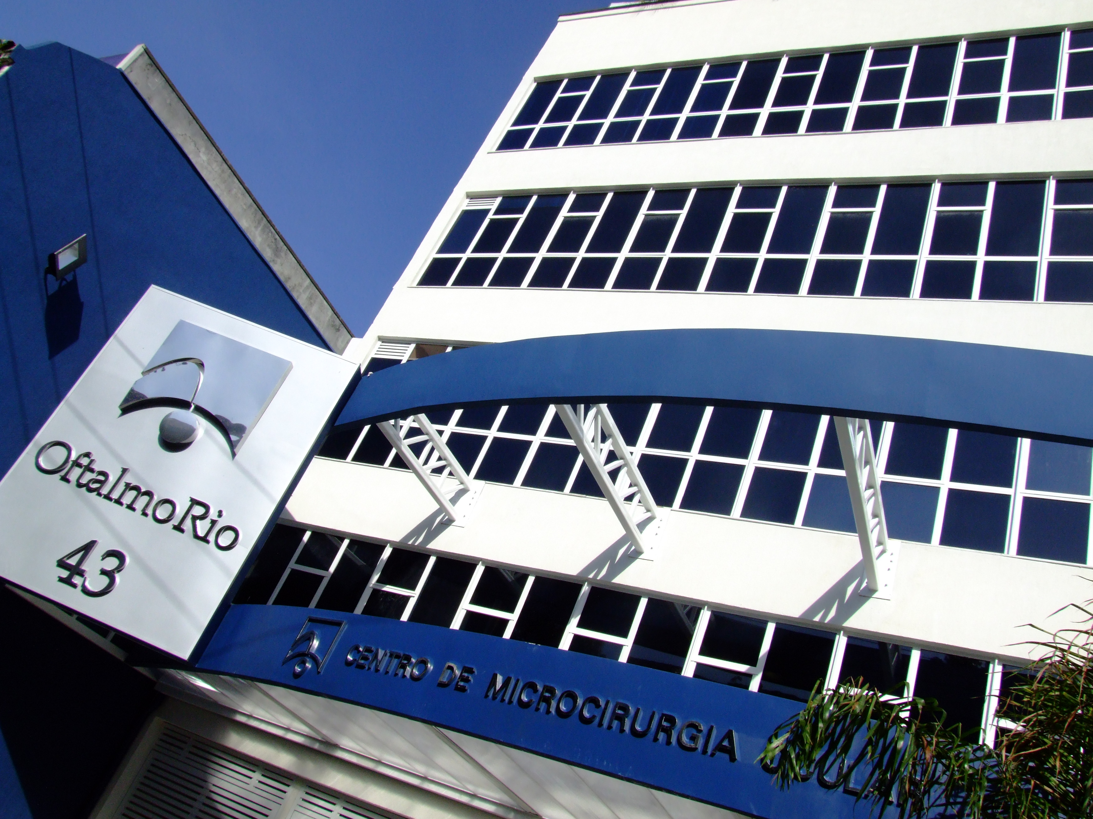 Equipamento oftalmológico Moderno